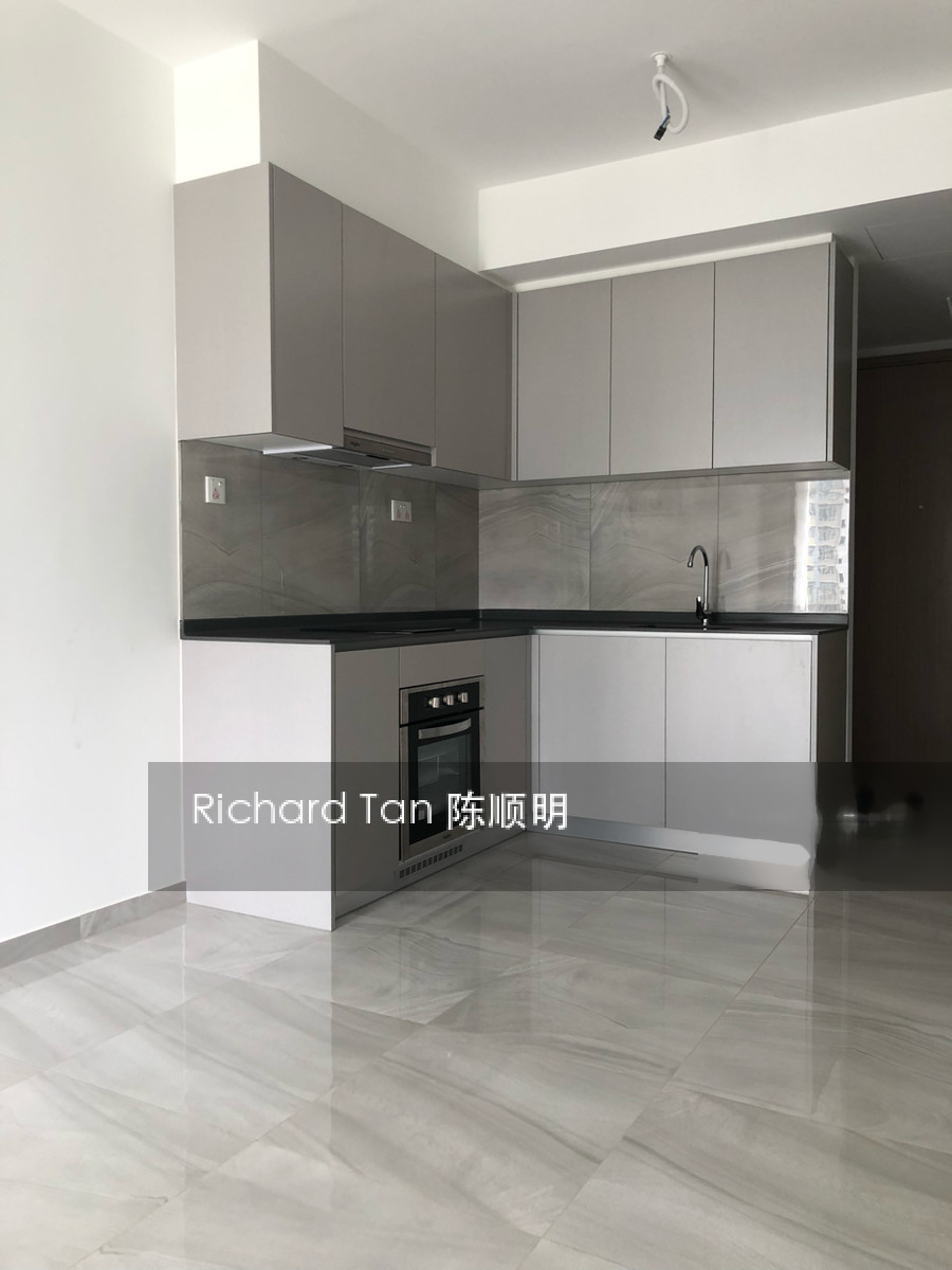 High Park Residences thumbnail photo